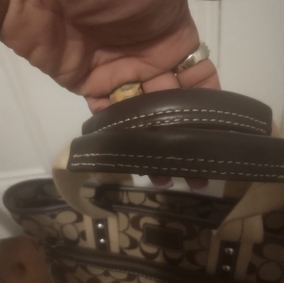 AUTHENTIC COACH FABRIC TOTE BAG - Picture 7 of 7